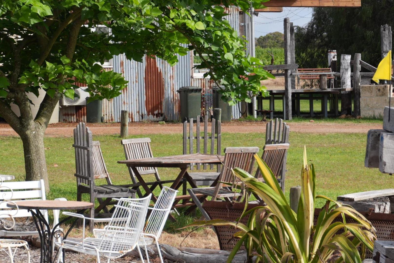 Silversprings Spa Retreat Pet Friendly Cottages And Glampings Metricup Eksteriør billede